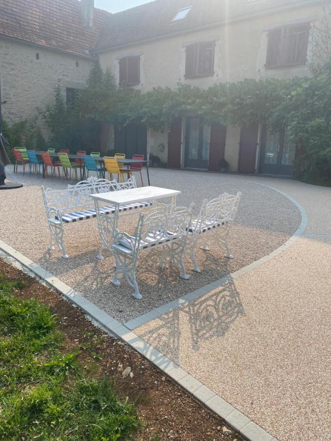 לינה וארוחת בוקר גראמה Le Domaine Du Gravier מראה חיצוני תמונה